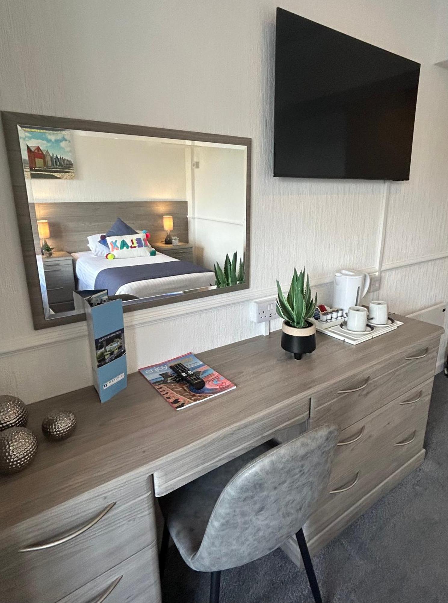Westhill Country Hotel Saint Helier Ngoại thất bức ảnh