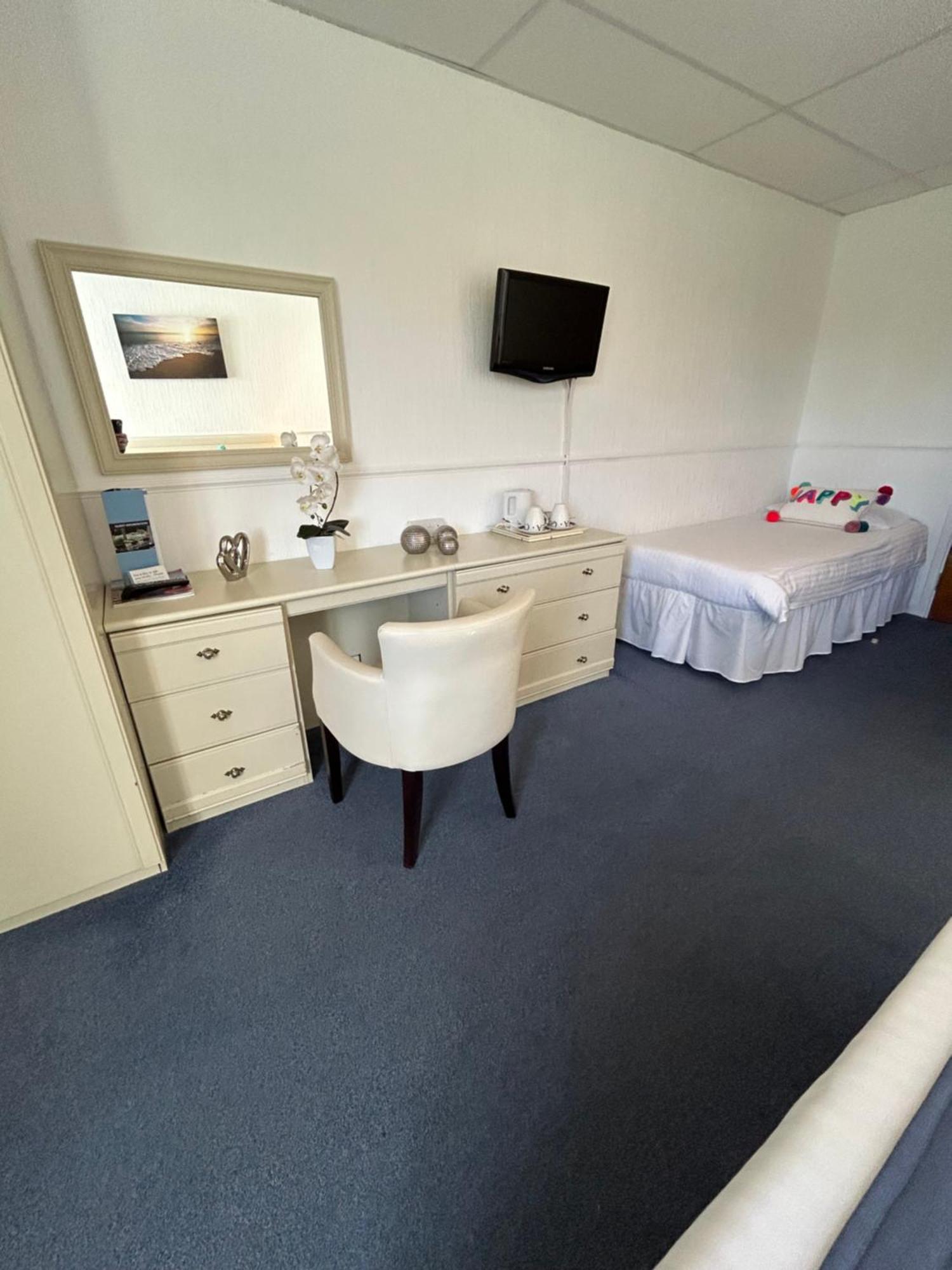 Westhill Country Hotel Saint Helier Ngoại thất bức ảnh