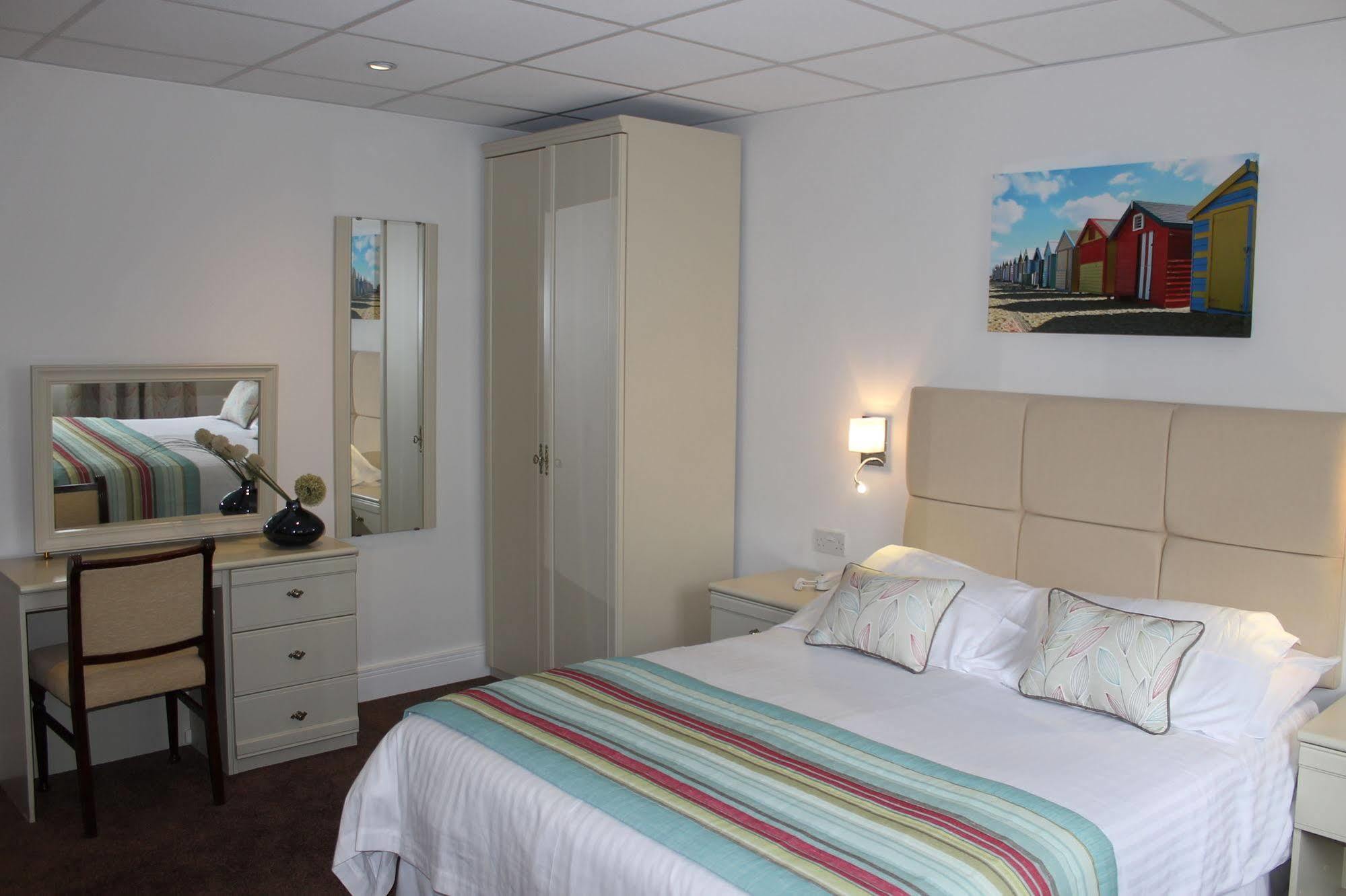 Westhill Country Hotel Saint Helier Ngoại thất bức ảnh